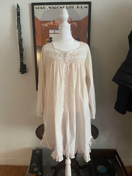 Eileen West Other - Eileen West Women’s Traditional Knee Length Nightgown S Vintage Cottagecore